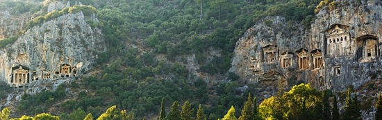 DalaynRockTombs