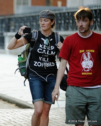 Keep Calm And Kill Zombies