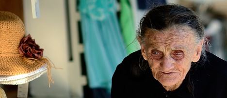 Samos; Old Lady